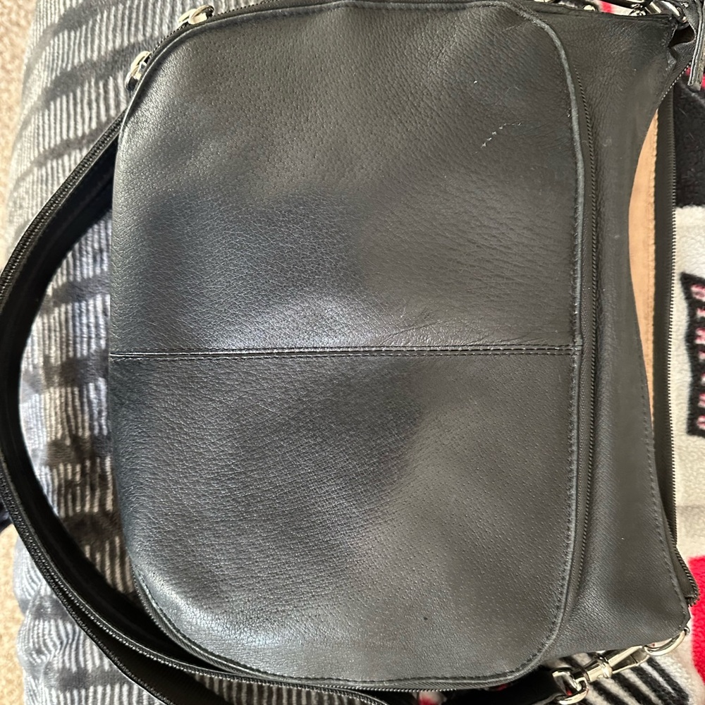 Concealed handgun purse